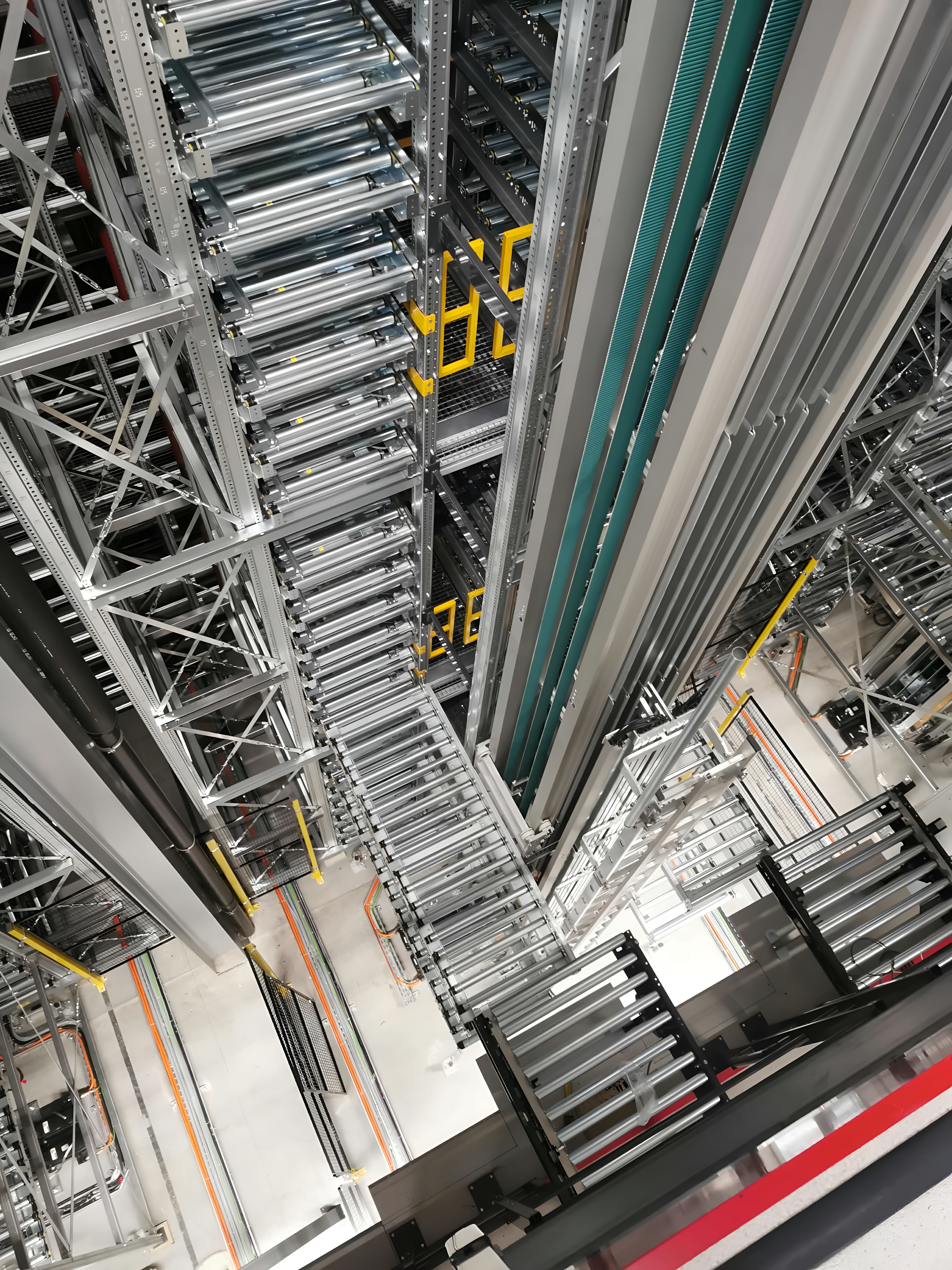 Auto-storage installation